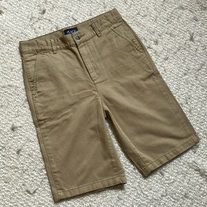 ⛵️ NWT CHILDREN’S PLACE BOY’S SIZE 12 SLIM KHAKI CHINO SHORTS